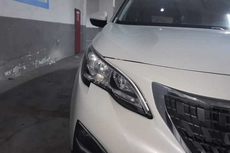 Used Peugeot 4008 2017 350THP Elite Edition Right Front Headlight