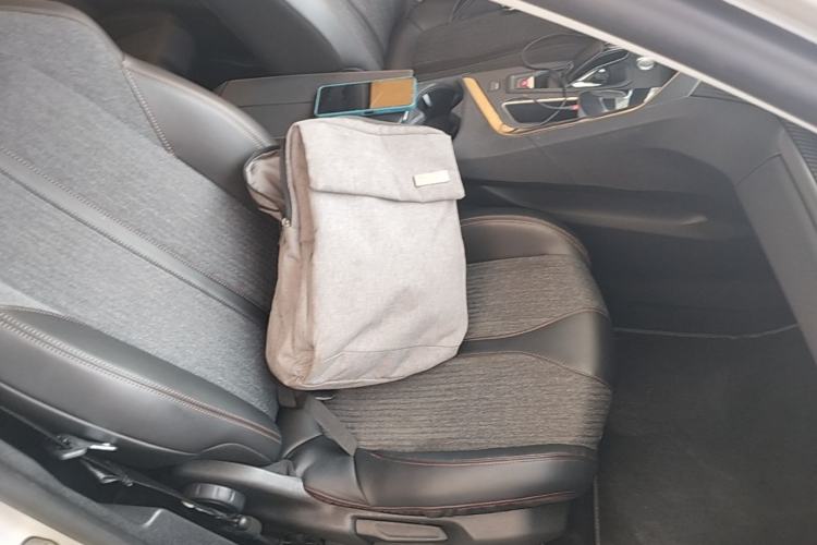 Used Peugeot 4008 2017 380THP Elite Edition Right Front Seat