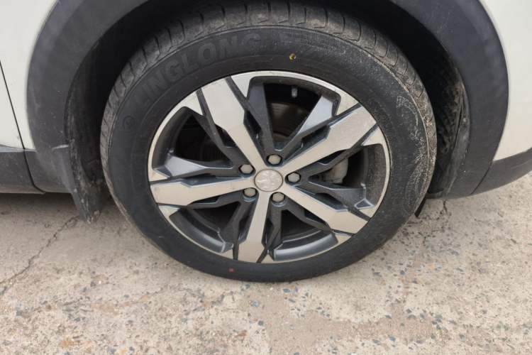 Used Peugeot 4008 2017 350THP Elite Edition Right Front Wheel Hub