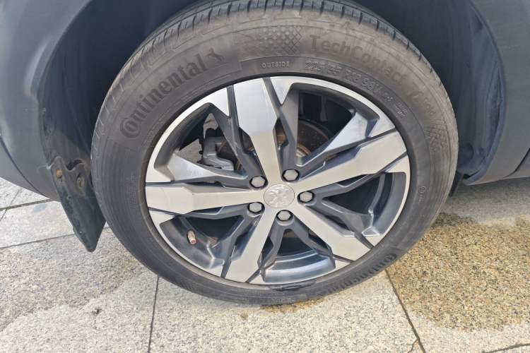 Used Peugeot 4008 2017 350THP Elite Edition Right Rear Wheel Hub