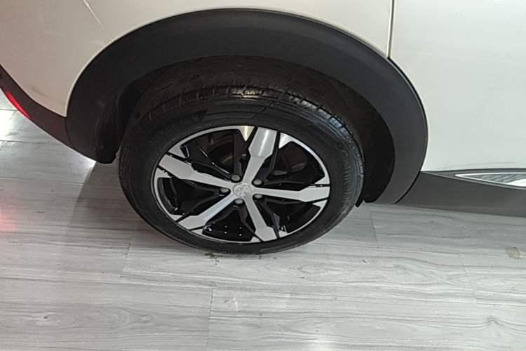 Used Peugeot 4008 2017 350THP Luxury Edition Right Rear Wheel Hub