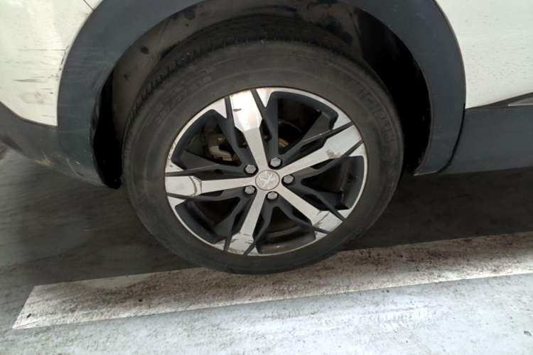 Used Peugeot 4008 2017 350THP Elite Edition Right Rear Wheel Hub