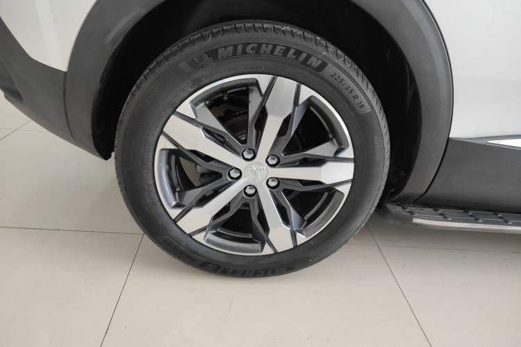 Used Peugeot 4008 2017 350THP Elite Edition Right Rear Wheel Hub