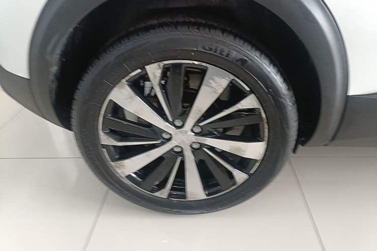 Used Peugeot 4008 2017 380THP Luxury GT Edition Right Rear Wheel Hub