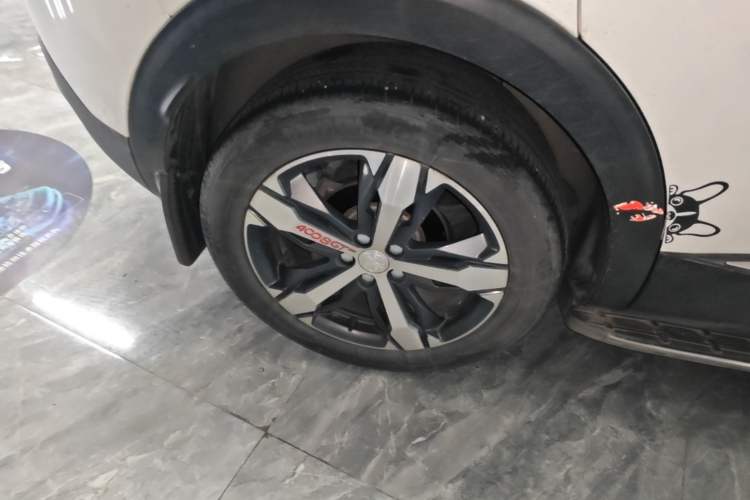 Used Peugeot 4008 2017 350THP Elite Edition Right Rear Wheel Hub