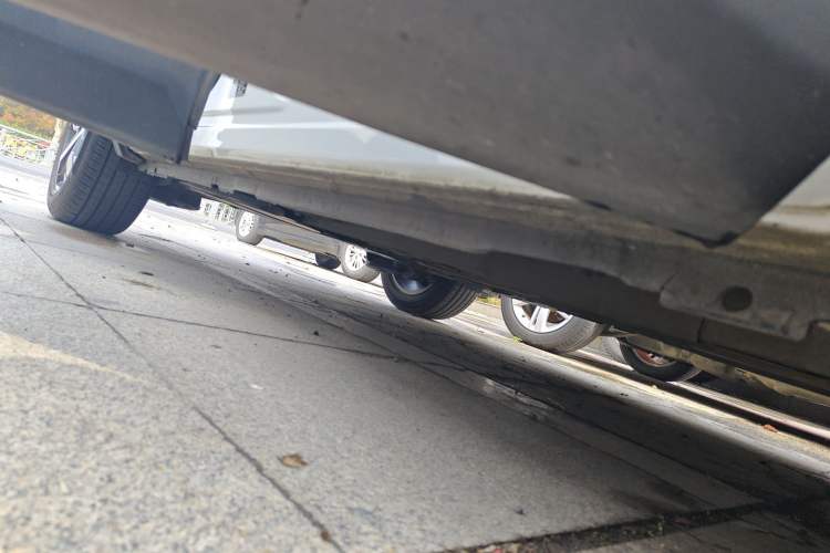 Used Peugeot 4008 2017 350THP Elite Edition Right Side Sill