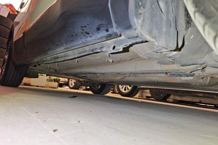 Used Peugeot 4008 2017 350THP Elite Edition Right Side Sill