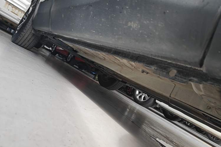 Used Peugeot 4008 2017 350THP Elite Edition Right Side Sill