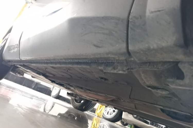 Used Peugeot 4008 2017 350THP Elite Edition Right Side Sill