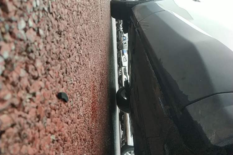Used Peugeot 4008 2017 350THP Elite Edition Right Side Sill