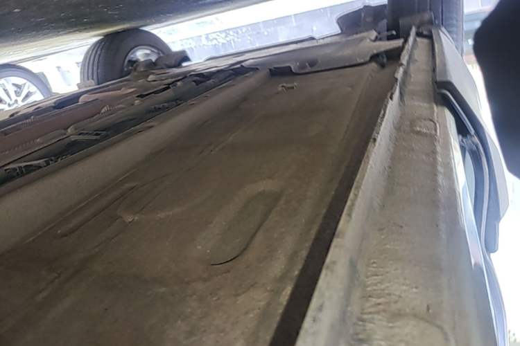 Used Peugeot 4008 2017 350THP Elite Edition Right Side Sill