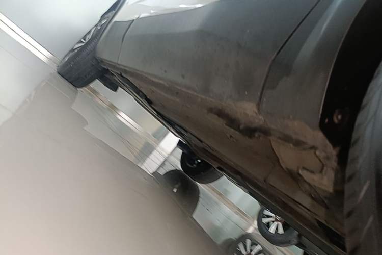 Used Peugeot 4008 2017 380THP Luxury GT Edition Right Side Sill
