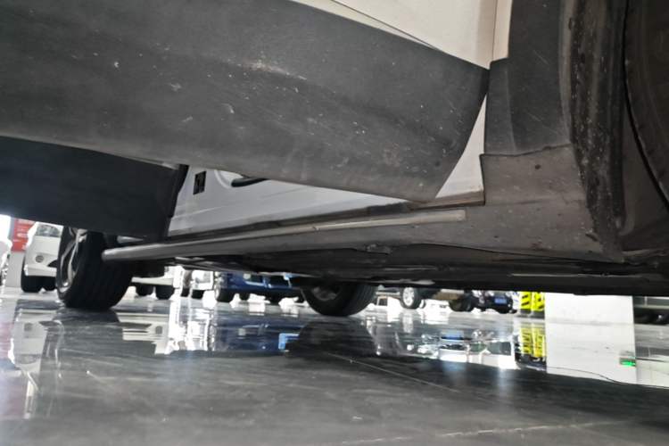 Used Peugeot 4008 2017 350THP Elite Edition Right Side Sill
