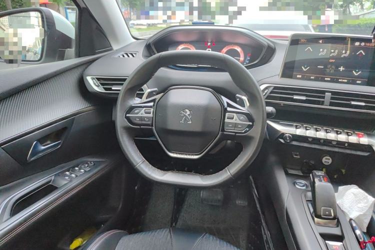 Used Peugeot 4008 2017 350THP Elite Edition Steering Wheel