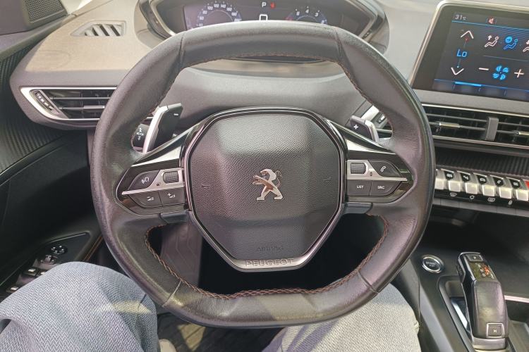 Used Peugeot 4008 2017 350THP Elite Edition Steering Wheel