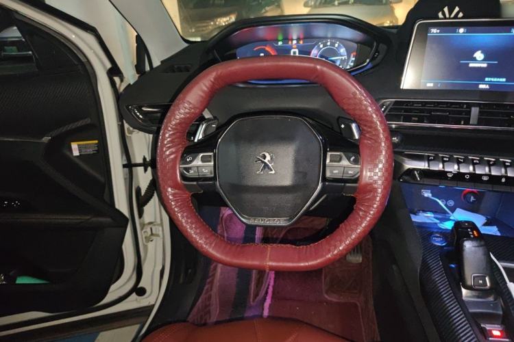 Used Peugeot 4008 2017 350THP Elite Edition Steering Wheel
