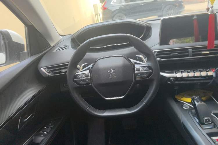 Used Peugeot 4008 2017 350THP Elite Edition Steering Wheel