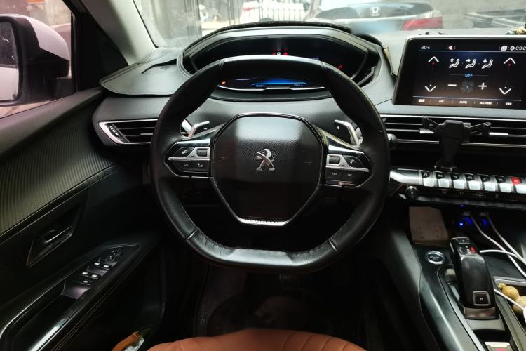 Used Peugeot 4008 2017 350THP Elite Edition Steering Wheel