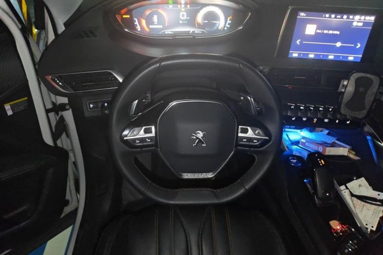 Used Peugeot 4008 2017 350THP Elite Edition Steering Wheel