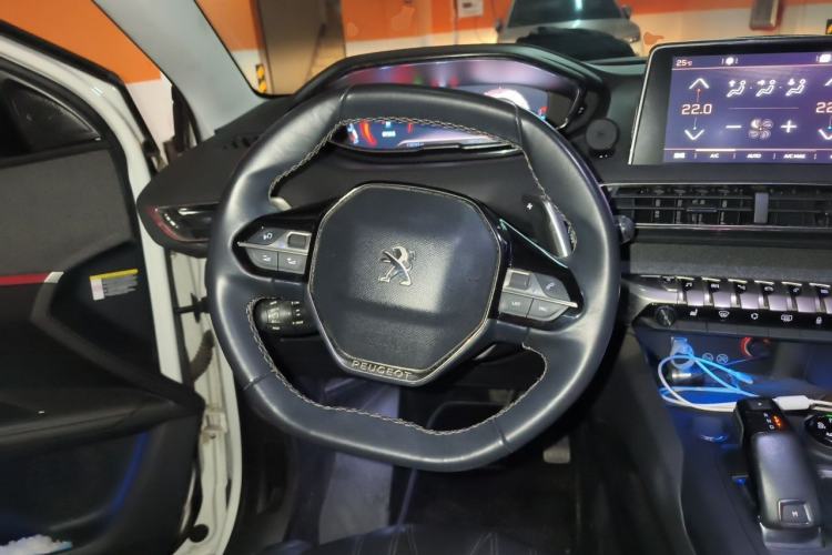 Used Peugeot 4008 2017 350THP Luxury Edition Steering Wheel
