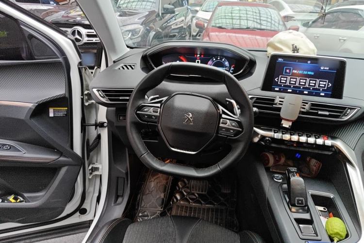 Used Peugeot 4008 2017 350THP Elite Edition Steering Wheel
