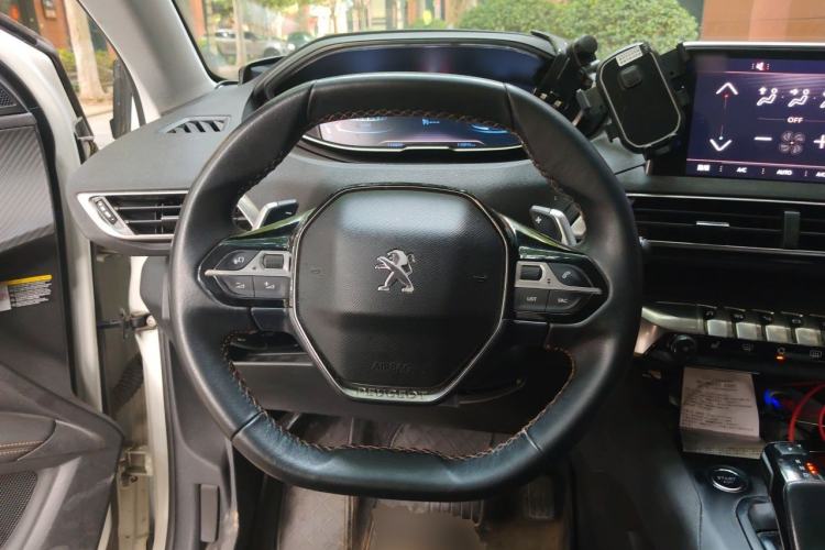 Used Peugeot 4008 2017 350THP Elite Edition Steering Wheel