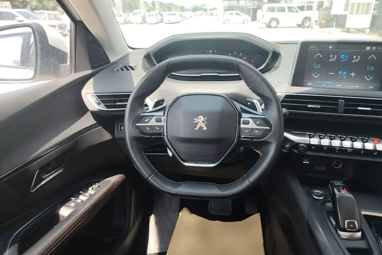 Used Peugeot 4008 2017 350THP Elite Edition Steering Wheel