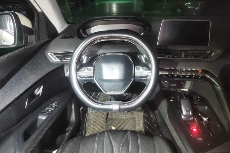 Used Peugeot 4008 2017 350THP Luxury Edition Steering Wheel
