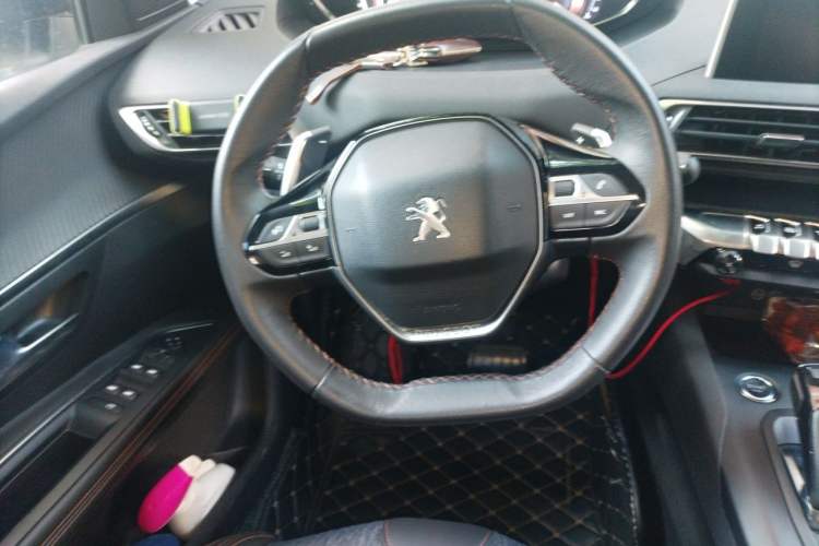 Used Peugeot 4008 2017 350THP Elite Edition Steering Wheel