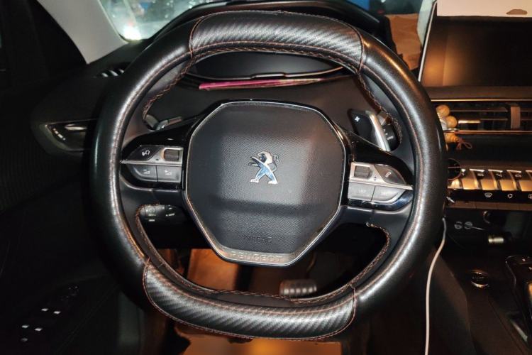Used Peugeot 4008 2017 350THP Elite Edition Steering Wheel