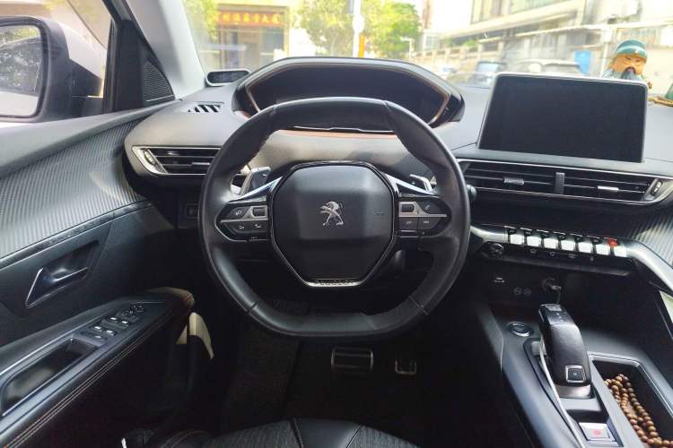 Used Peugeot 4008 2017 350THP Elite Edition Steering Wheel