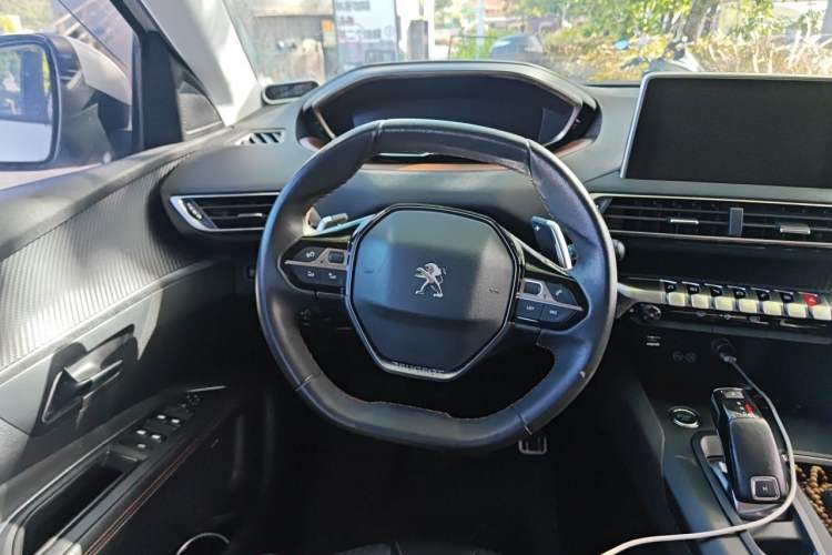 Used Peugeot 4008 2017 350THP Elite Edition Steering Wheel