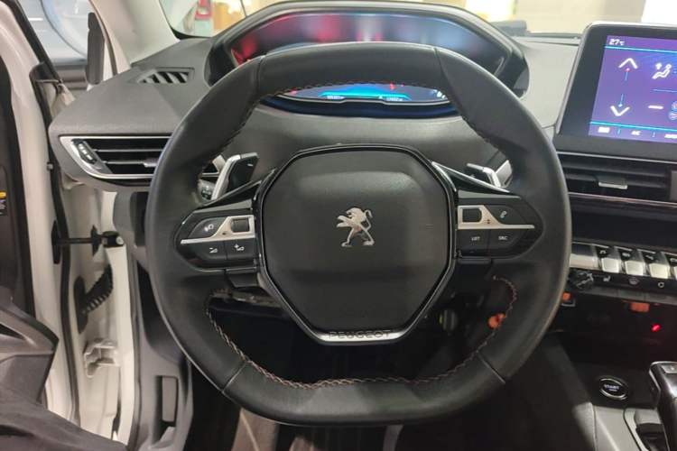 Used Peugeot 4008 2017 350THP Elite Edition Steering Wheel