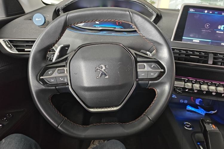 Used Peugeot 4008 2017 350THP Elite Edition Steering Wheel