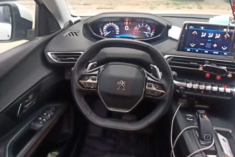 Used Peugeot 4008 2017 350THP Luxury Edition Steering Wheel