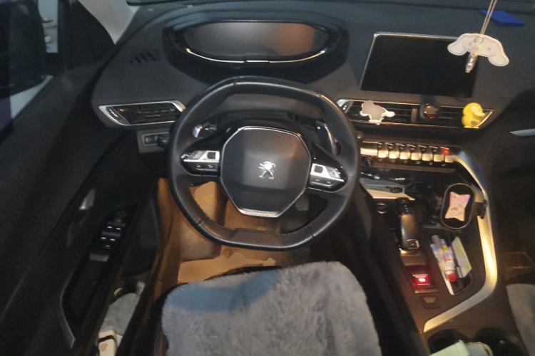 Used Peugeot 4008 2017 350THP Elite Edition Steering Wheel