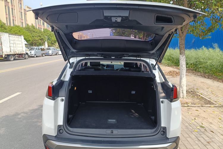 Used Peugeot 4008 2017 350THP Elite Edition Trunk