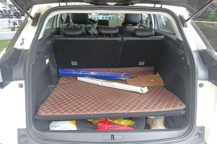 Used Peugeot 4008 2017 350THP Elite Edition Trunk
