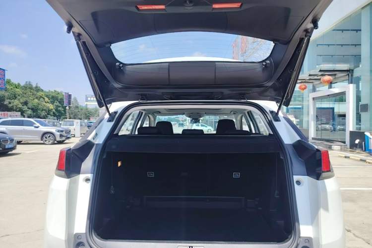 Used Peugeot 4008 2017 350THP Elite Edition Trunk