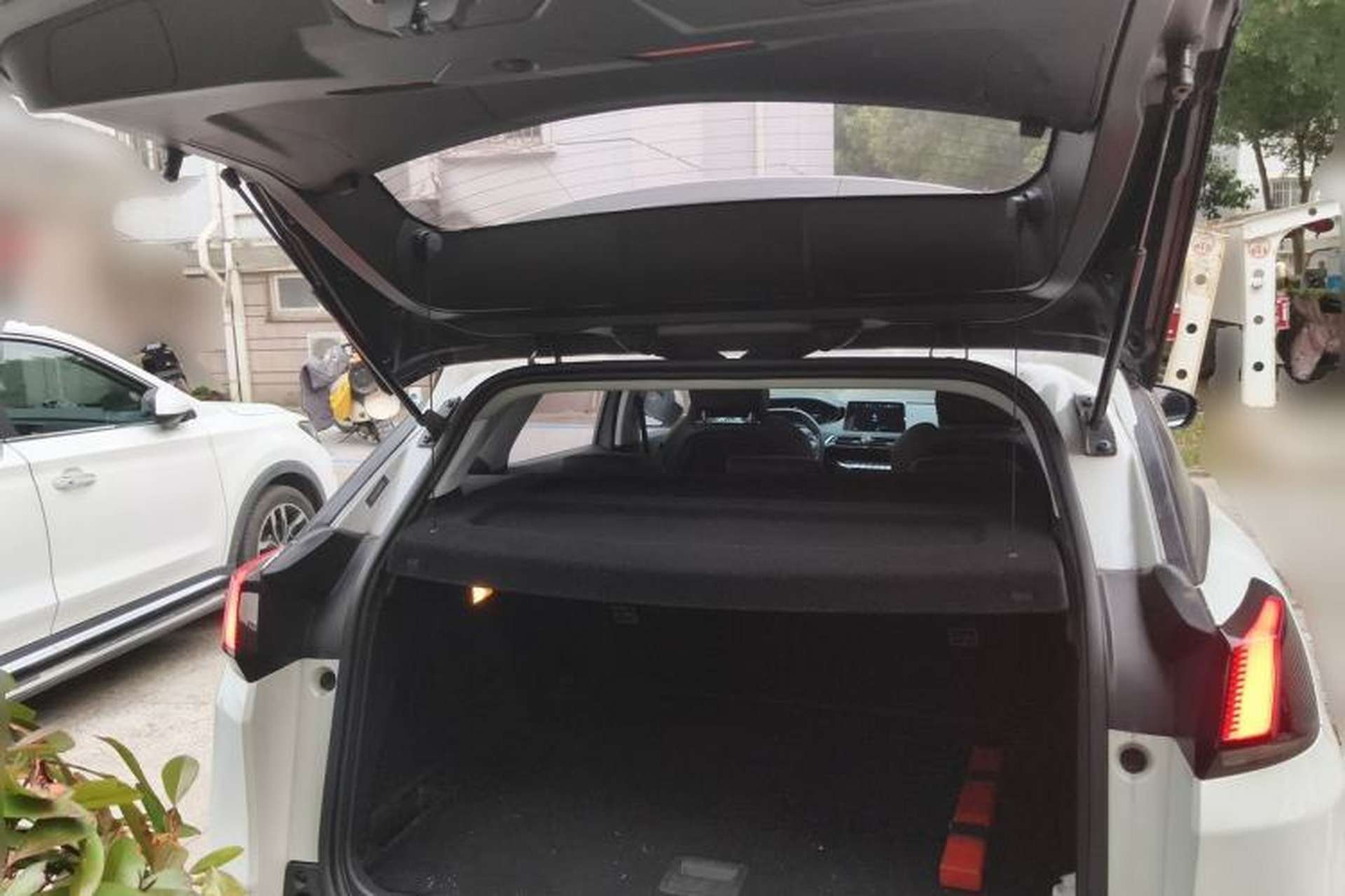 Used Peugeot 4008 2017 350THP Elite Edition Trunk