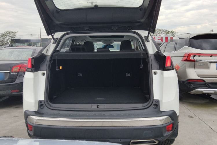 Used Peugeot 4008 2017 350THP Elite Edition Trunk