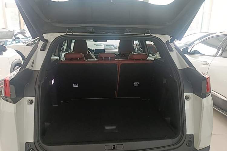 Used Peugeot 4008 2017 380THP Luxury GT Edition Trunk