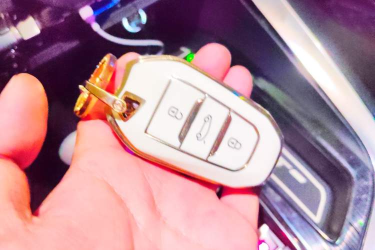 Used Peugeot 4008 2017 380THP Luxury Edition Vehicle Key