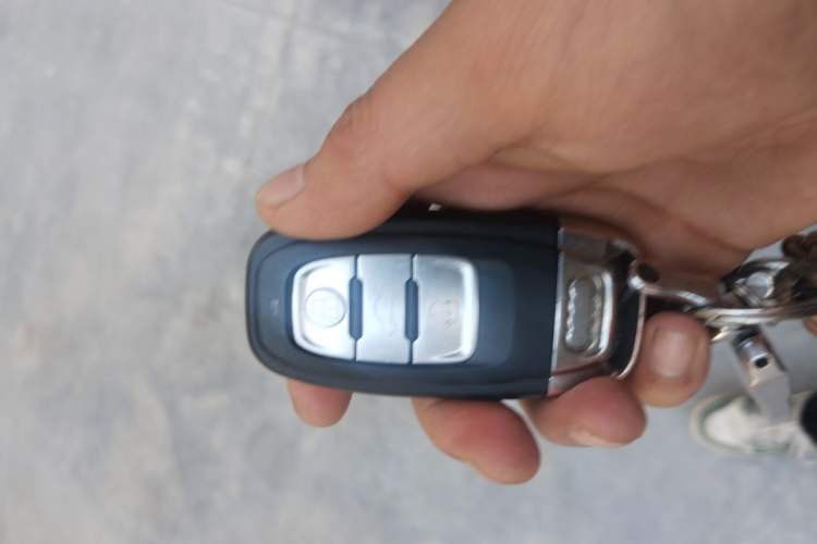 Used Peugeot 4008 2017 350THP Comfort Edition Vehicle Key