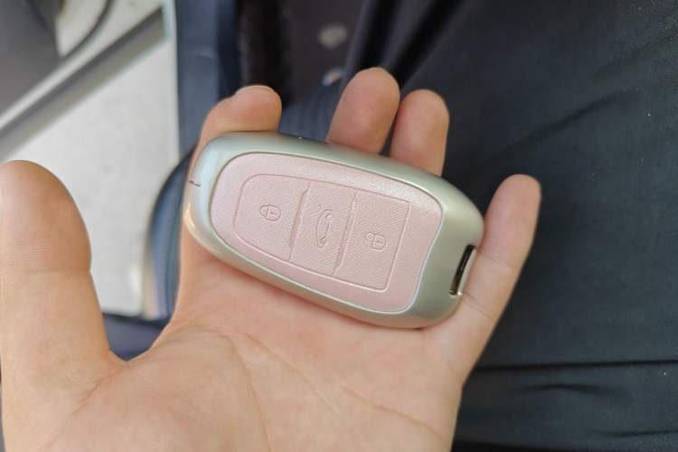 Used Peugeot 4008 2017 350THP Elite Edition Vehicle Key