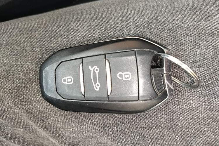 Used Peugeot 4008 2017 380THP Elite Edition Vehicle Key