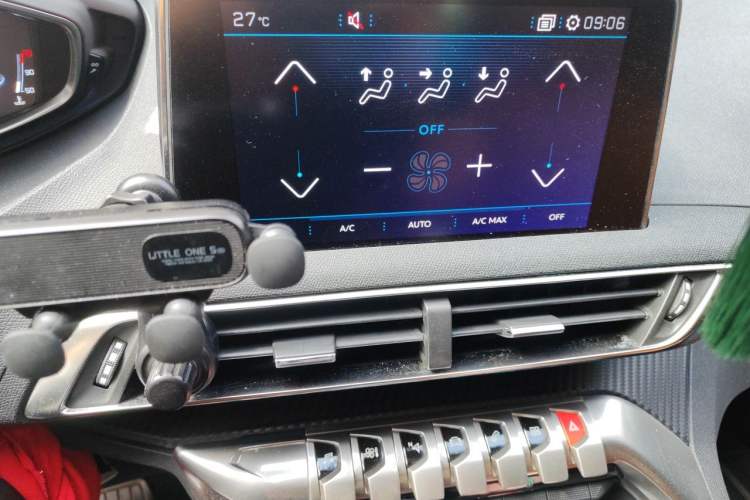 Used Peugeot 4008 2017 350THP Elite Edition Audio And AC Panel