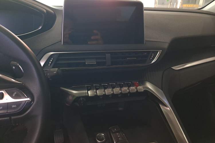 Used Peugeot 4008 2017 380THP Elite Edition Audio And AC Panel