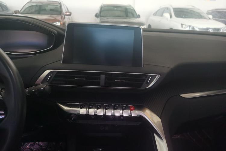 Used Peugeot 4008 2017 350THP Elite Edition Audio And AC Panel