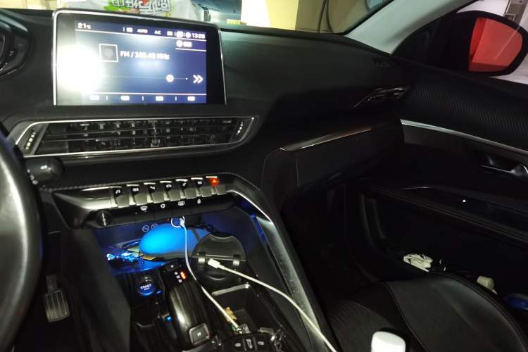 Used Peugeot 4008 2017 350THP Elite Edition Audio And AC Panel